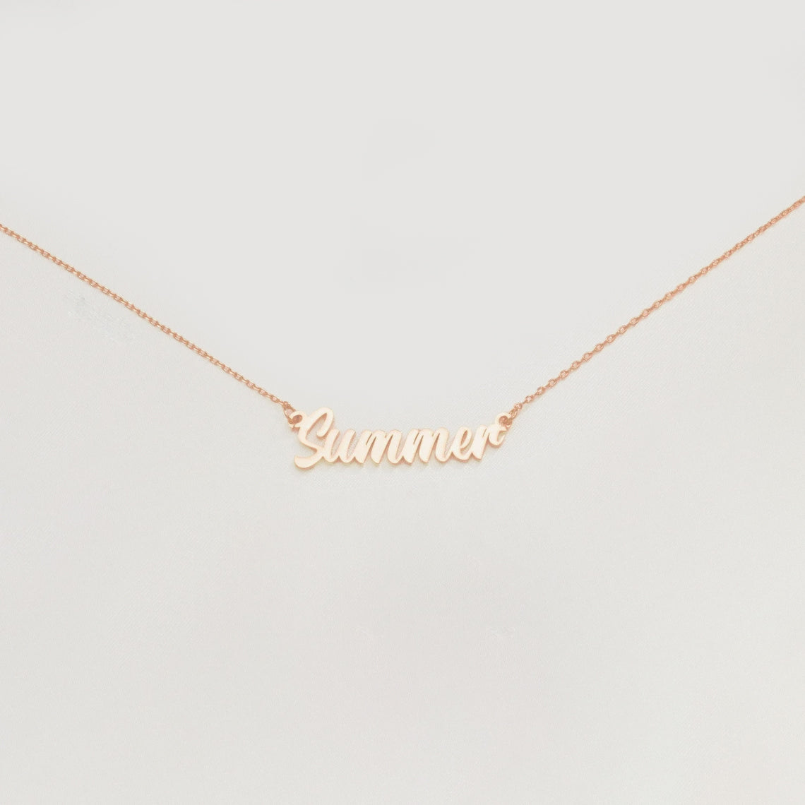 Evelyn Custom Name Necklace